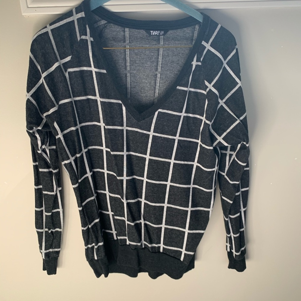 TNA (Aritzia) long sleeve tee - grey and white